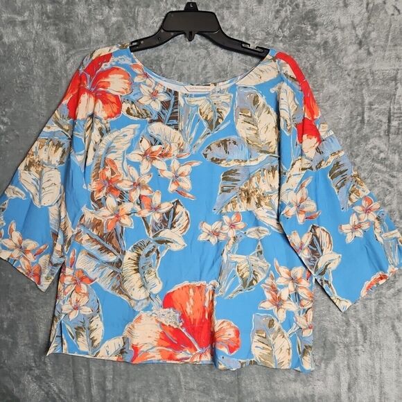 Soft Surroundings medium top blue floral short sleeve rayon spandex - Picture 1 of 9